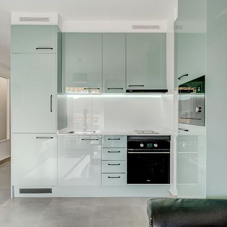 ארונה Loscristianos Luxury Aircon Sunny Aptm Sea View מראה חיצוני תמונה