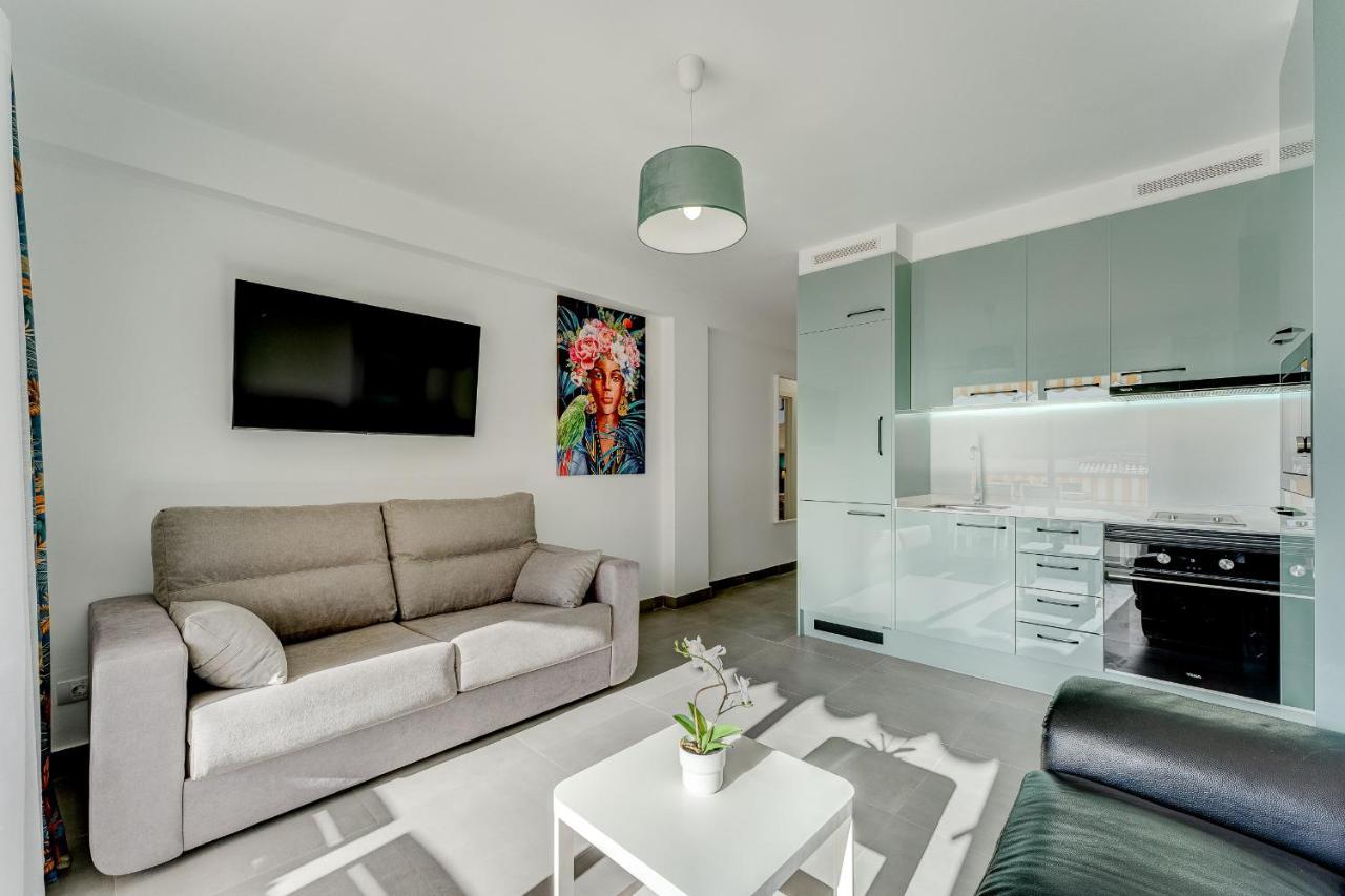 ארונה Loscristianos Luxury Aircon Sunny Aptm Sea View מראה חיצוני תמונה